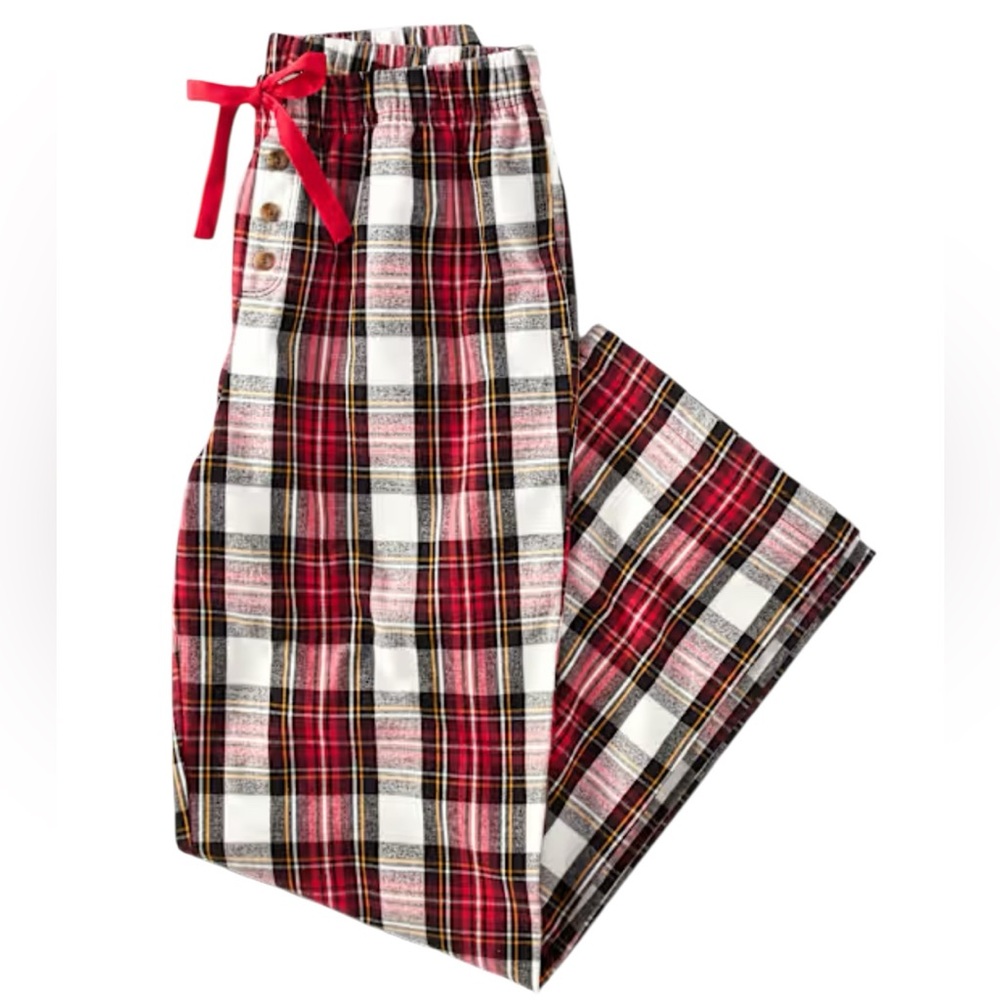 Plaid Women's Pajama Pants with Red Accents, pockets